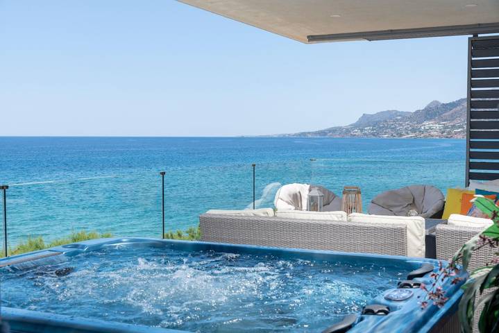 Appartement de vacances pour 12 personnes, avec balcon ainsi que jacuzzi et jardin