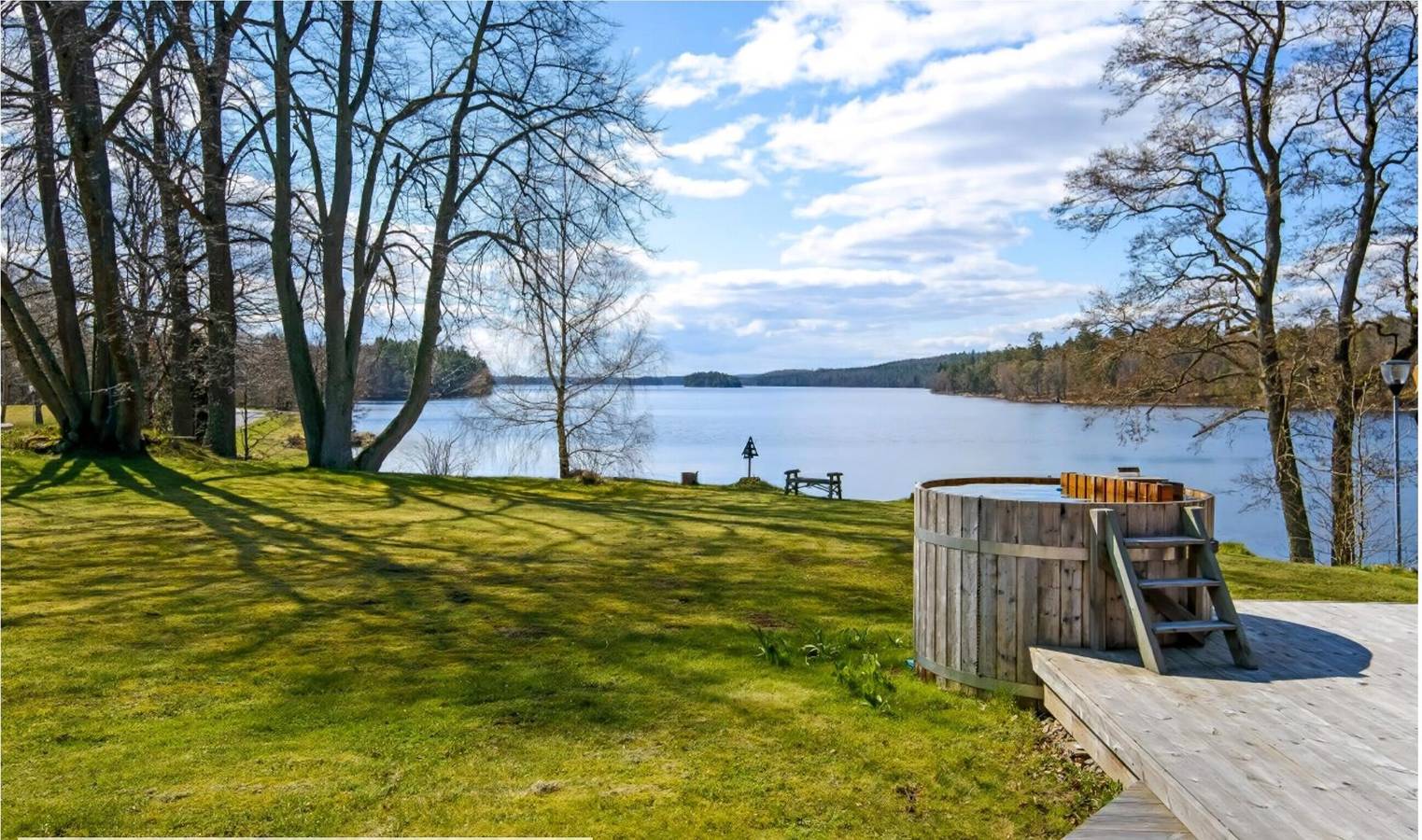 Beautiful holiday home by the lake Immeln! in Swedish Baltic Sea