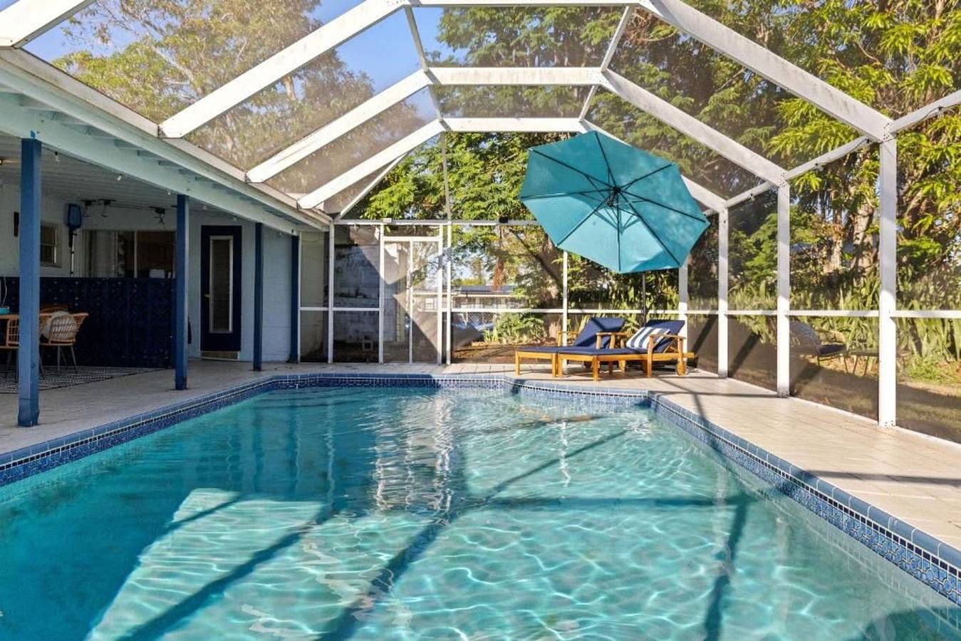Heated Pool   Games  Waterfront Home near Town in Port Charlotte, Comté de Charlotte