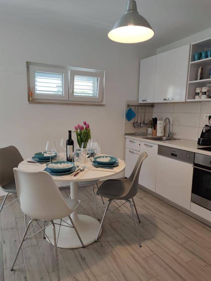 Holiday Home Ivo in Sevid, Żupania splicko-dalmatyńska