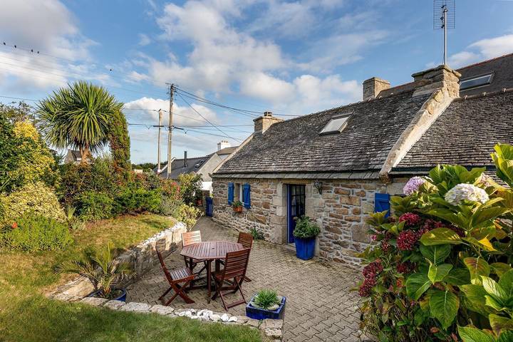 Ferienhaus für 2 Personen, mit Terrasse und Garten in Finistère
