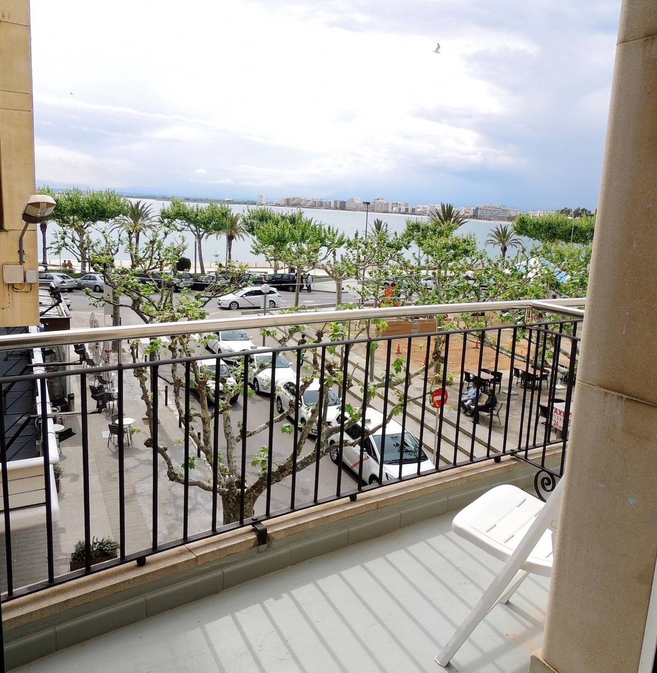 Entire apartment, P.C. Tramuntana 2 1 Roses in Roses Centre, Roses