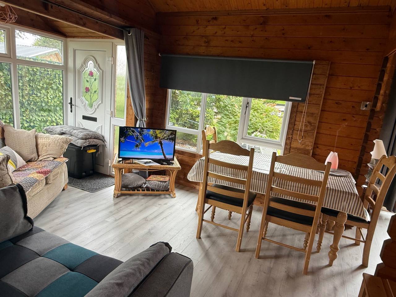 Gortin Glen Forest Cabin, Sleeps 7 with Parking in Grafschaft Tyrone