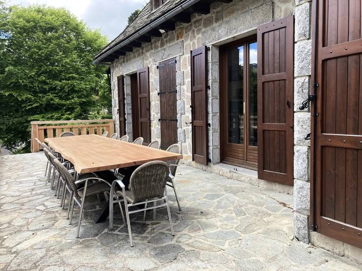 Location de vacances pour 14 personnes, avec terrasse et jardin dans Le Lioran - 2