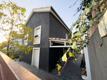 Casa rural con piscina para 8 personas, con jardín además de piscina y vistas en Cuenca del Guadarrama