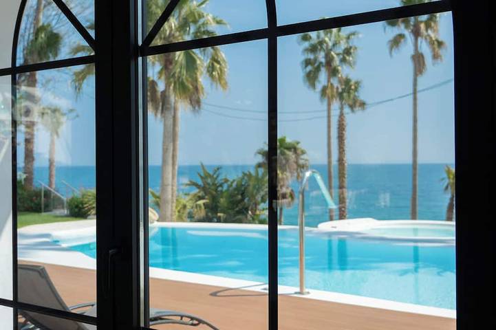 Casa vacanza per 8 persone, con idromassaggio e giardino in Mataro
