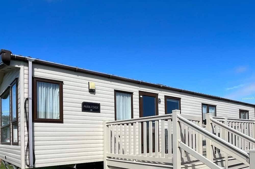 Static Caravan for 8 People in Selsey, West Sussex