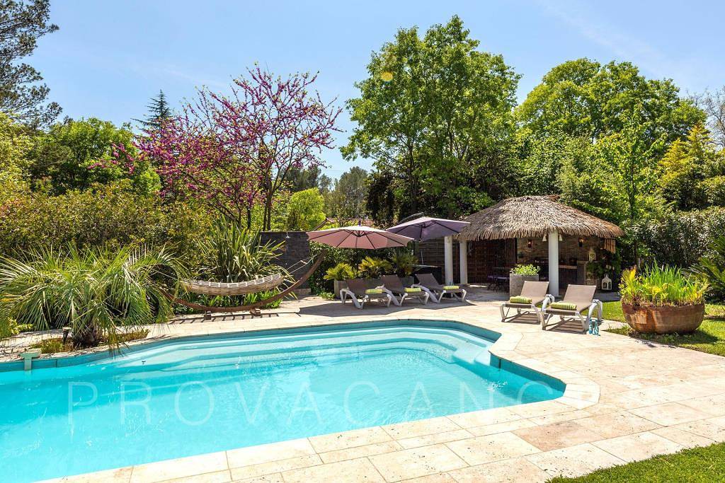 Holiday house with private pool near the perfume town of Grasse in Grasse, Region de Cannes