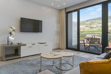 Casa De Férias para 4 Pessoas em Câmara de Lobos, Madeira, Foto 1