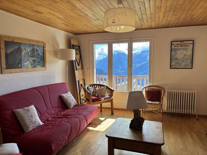 Ganze Wohnung, Gemütliche 4 Zimmer Wohnung für 8 Personen, 150 m vom Skilift, Haustiere erlaubt in Huez, Nationalpark Écrins
