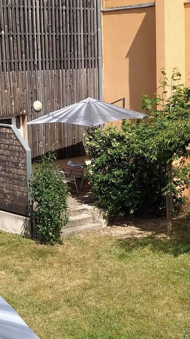 Gîte pour 2 personnes, avec jardin et terrasse dans l' Ain - 3