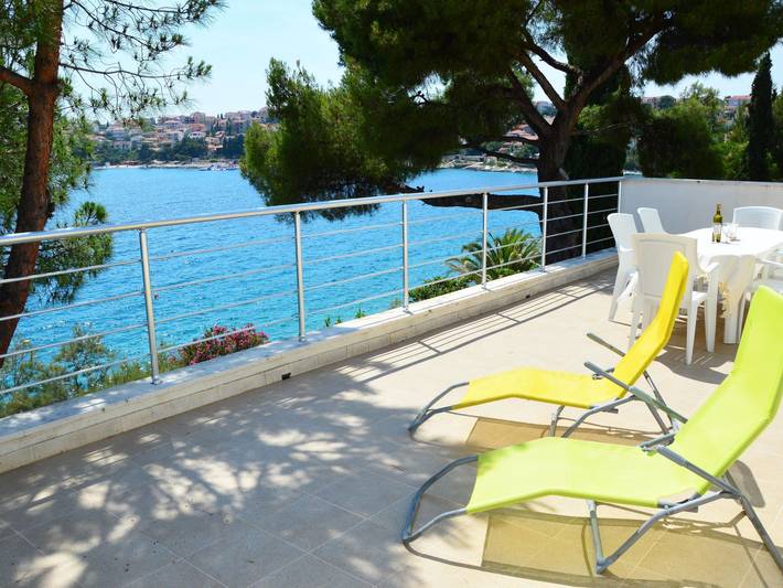 Ferienwohnung für 4 Personen, mit Terrasse und Garten auf Ciovo - 3