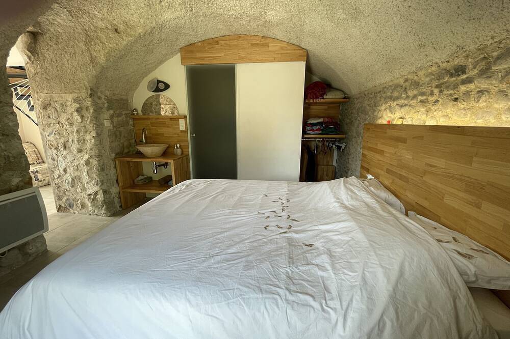 Ganze Wohnung, Separate apartments in villa with pool in Lodève, Lodève und Umgebung