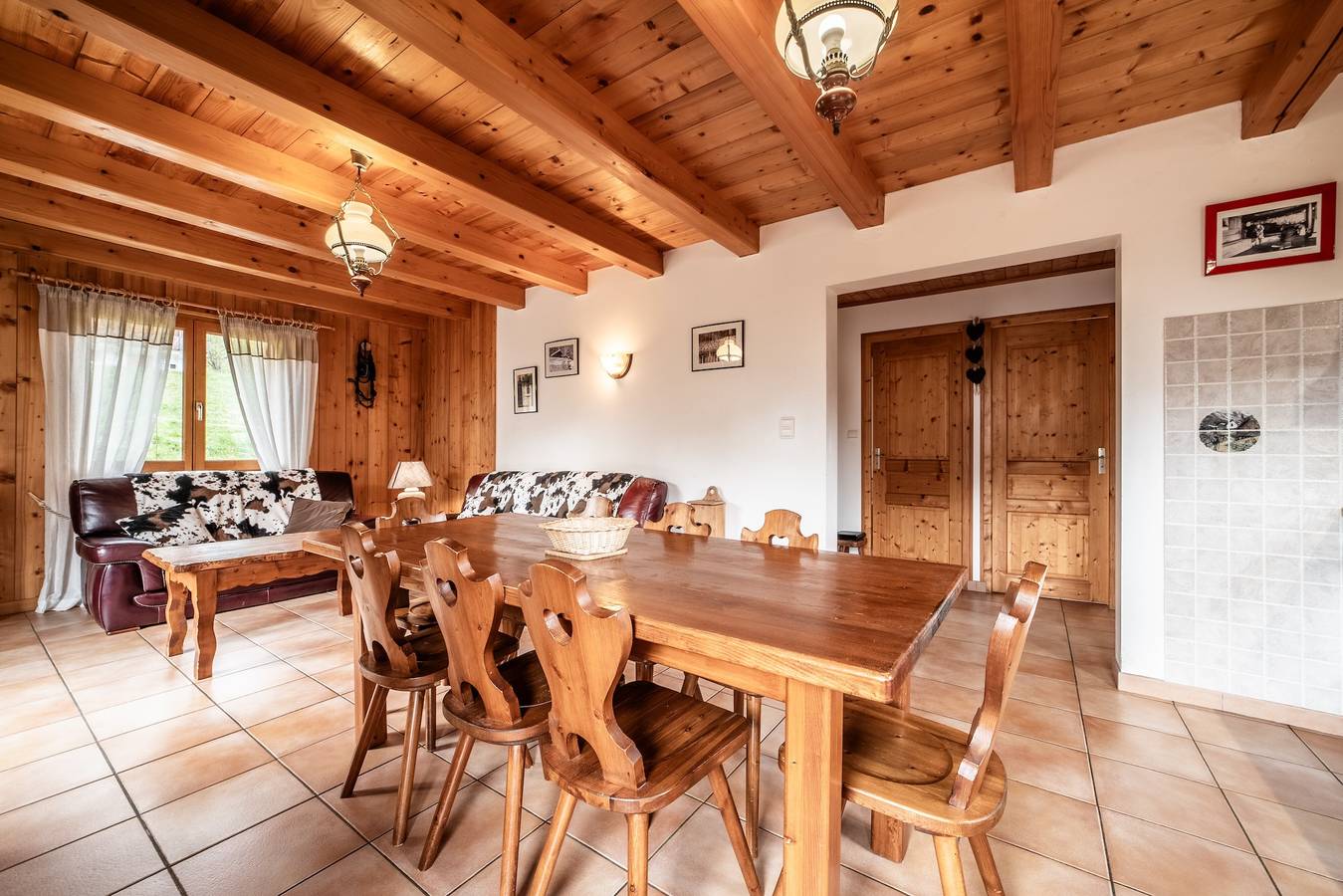 Chalet '3 Etoiles - Le Pèlouêt' avec vue sur la montagne, terrasse privée et Wi-Fi in Morzine, Les Portes du Soleil