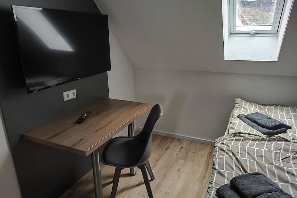 Ganze Wohnung, Apartment mit Küche und Badezimmer in Leimen, Rheinebene