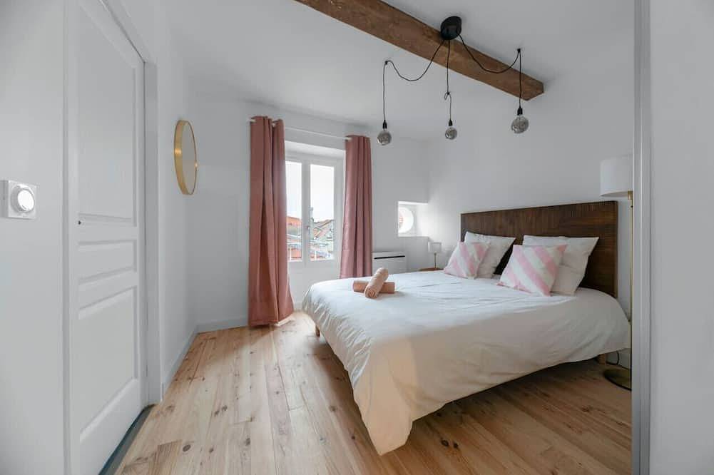 Entire apartment, Le Bon Enfant 2 - 17 rue des Bons Enfants - Cusset in Cusset, Vichy region