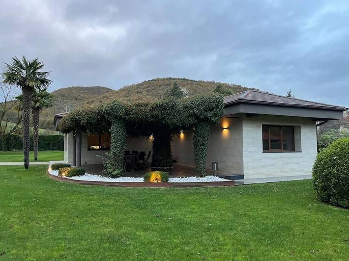 Casa de vacaciones para 9 personas, con jardín y vistas, Se admiten mascotas - 1