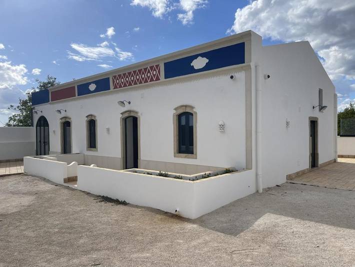 Gîte pour 4 personnes, avec piscine ainsi que terrasse et jardin dans Almancil - 2