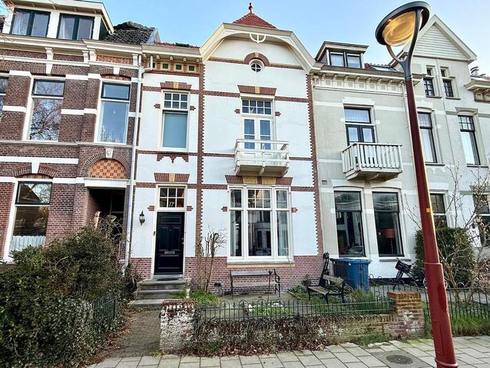 Villa voor 7 personen, met Terras en Tuin in Alkmaar