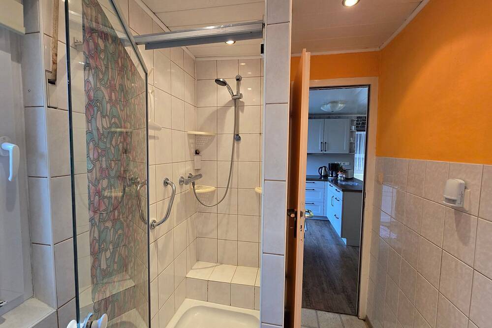 Ganze Wohnung, Ferienhaus Alla, Deutschland in Neeberg, Krummin