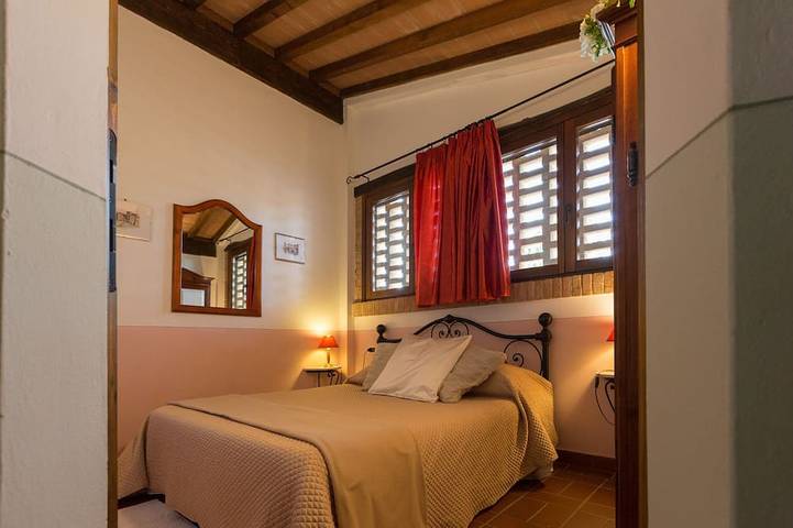 Appartamento intero, Appartamento in agriturismo (Melograno 6+1), Area Volterra, San Gimignano,Pisa in Peccioli, Pisa e dintorni