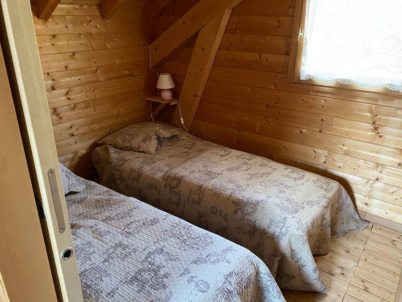 Chalet « 6p Clásico - Les Biches »: vistas a la montaña, terraza privada y Wi-Fi in Verchaix, Region Bonneville