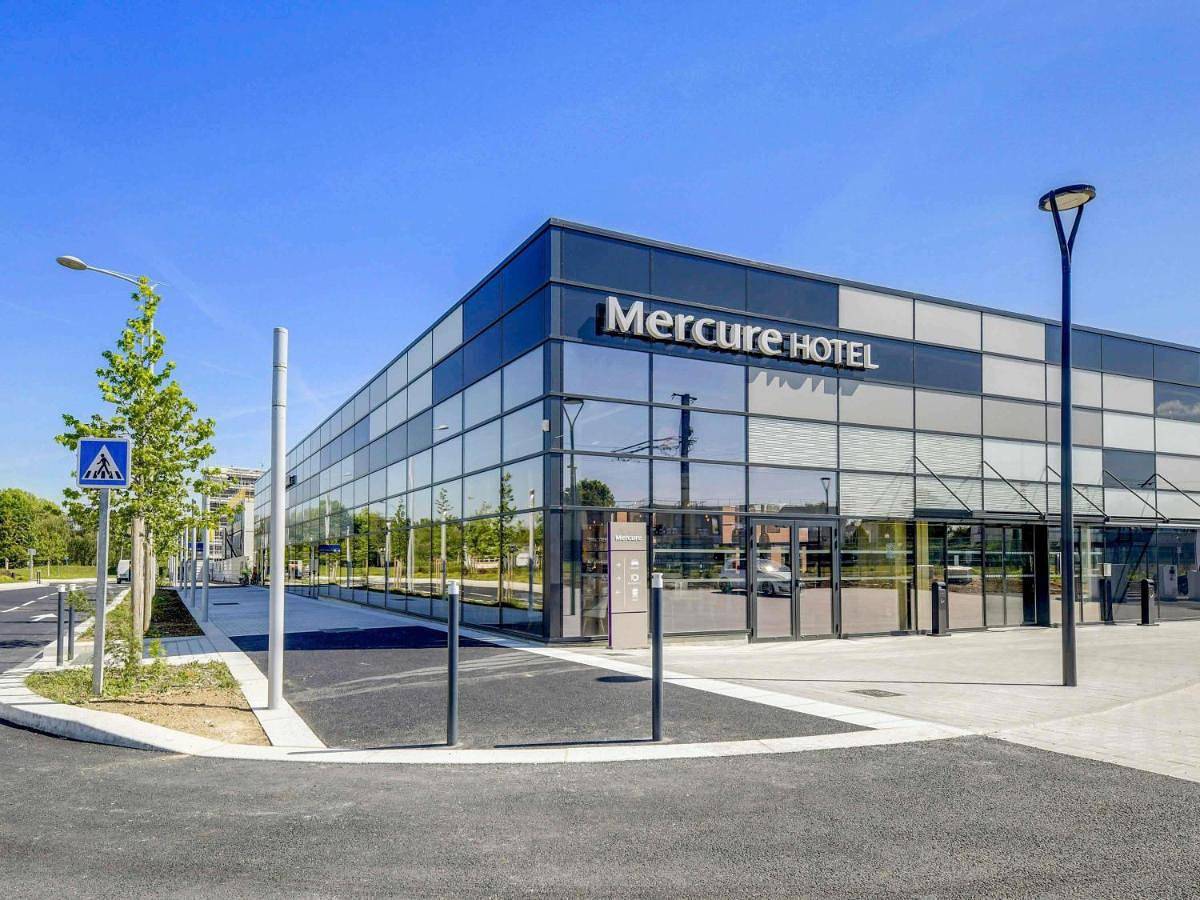Mercure Paris Orly Airport in Paray-Vieille-Poste, Essonne