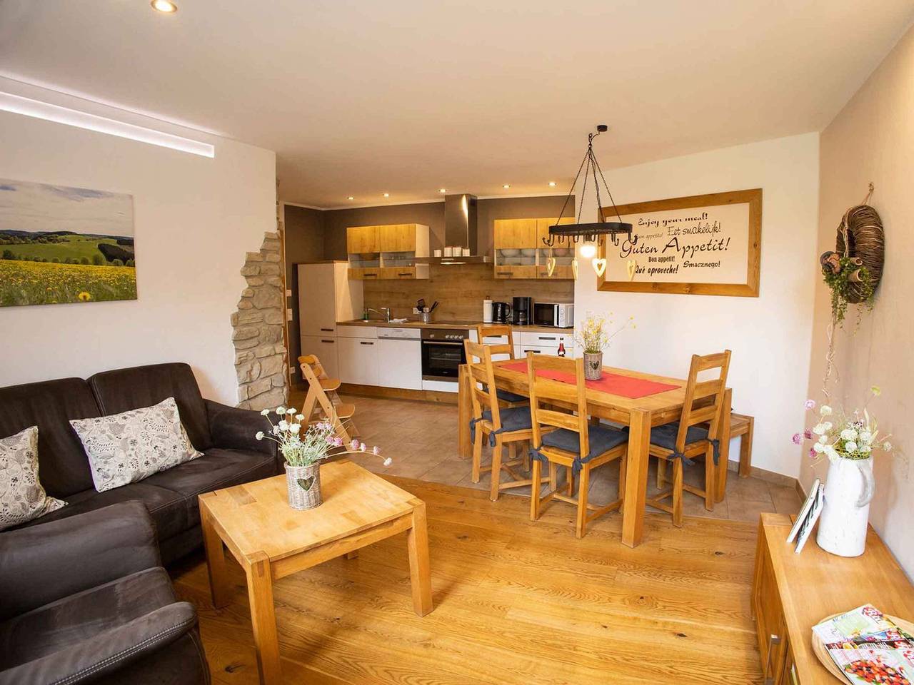 Ganze Wohnung, Apartment 'Schütte, 80qm' mit gemeinsamer Terrasse, gemeinsamem Garten und Wlan in Nordenau, Schmallenberg
