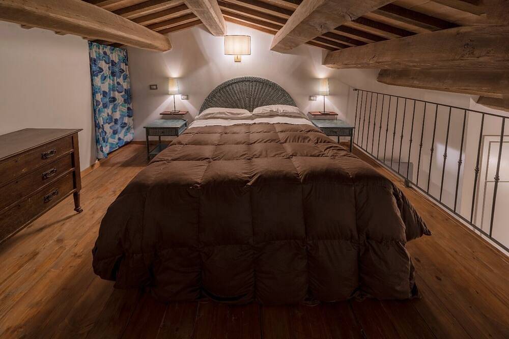 Last Minute! - Il Largo delle Querce in Montalto delle Marche, Ascoli Piceno Provinz