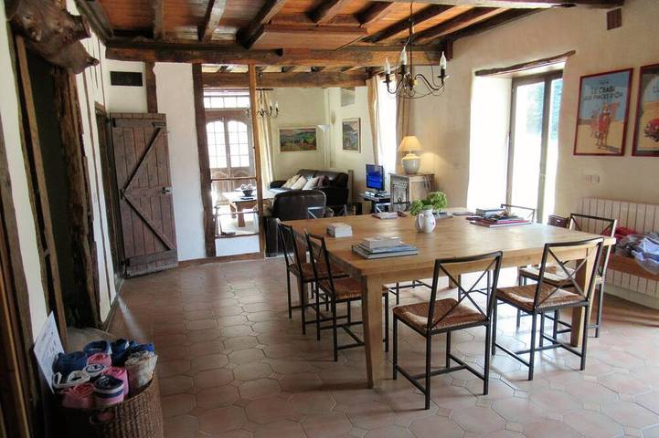 Gîte pour 15 personnes, avec terrasse et jardin à Boussan - 3