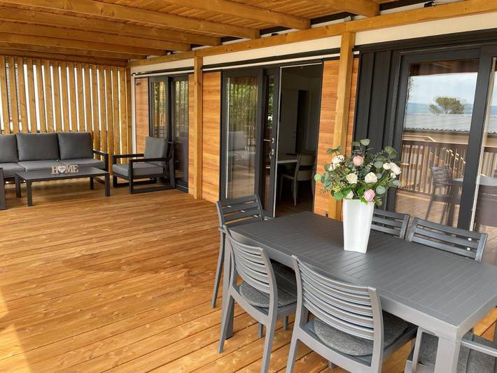 Camping pour 6 personnes, avec bassin pour enfant et jardin ainsi que vue et piscine, animaux acceptés dans Primorje-Gorski Kotar - 2