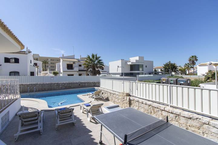 Location de vacances pour 8 personnes, avec jardin dans Galé - 3