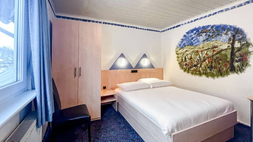 Ferienwohnung für 2 Personen, mit Ausblick und Sauna in Züschen