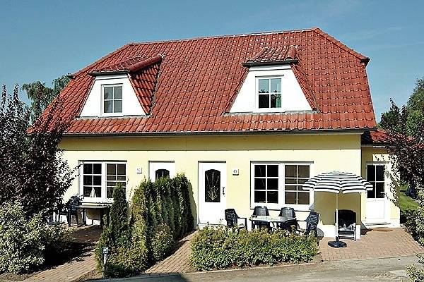 Ferienhaus für 4 Personen, mit Garten und Terrasse, mit Haustier in Zingst