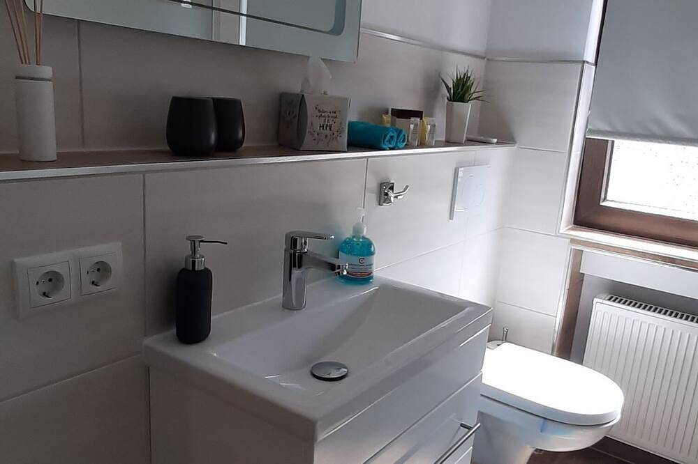 Ganze Wohnung, Ferienwohnung Traumland - zentrale Lage in Landstuhl in Landstuhl, Saar-Nahe-Bergland