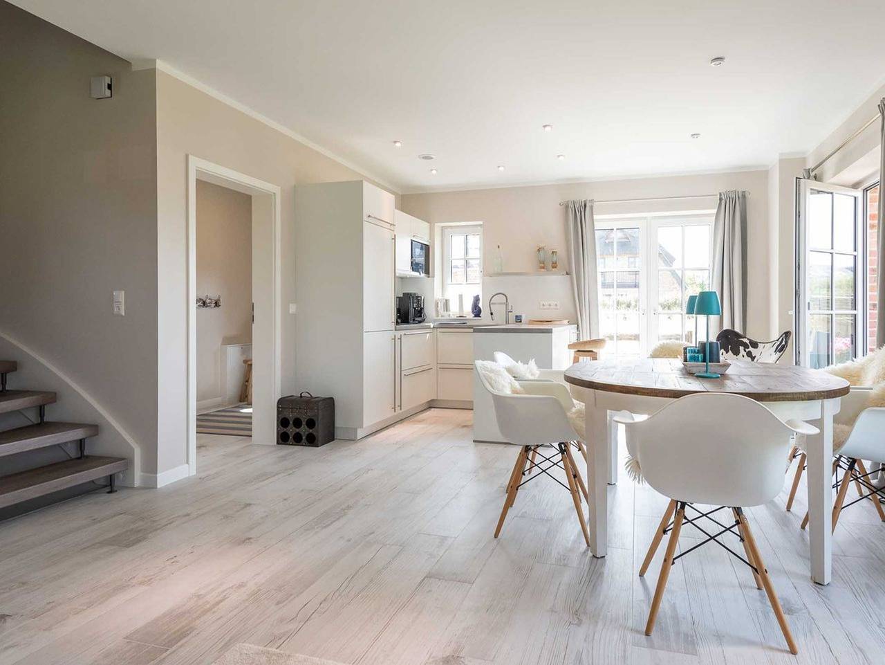 Senskiin Lee - Moderne & nachhaltige Haushälfte mit ca. 110 m² Wohnfläche für bis zu 6 Personen in Wenningstedt, Sylt