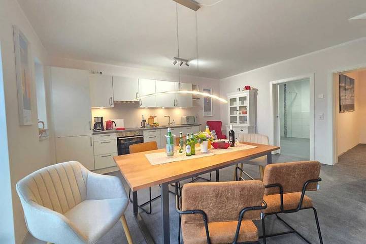 Ferienhaus für 6 Personen, mit Terrasse und Garten