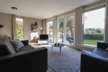 Bungalow voor 4 Personen in Makkum, Nederlandse kust, Afbeelding 4