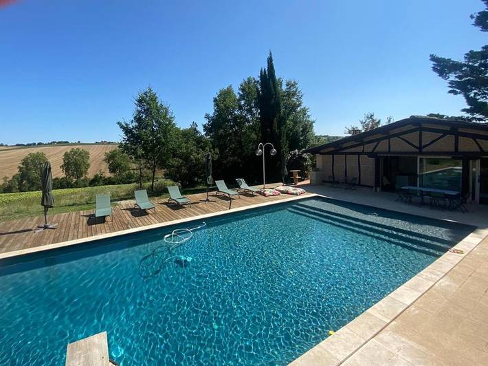 Chambre d’hôte pour 2 personnes, avec piscine ainsi que jardin et terrasse, animaux acceptés en Aquitaine