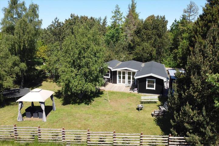 Ferienhaus für 6 Personen, mit Terrasse und Garten, kinderfreundlich in Marielyst - 4