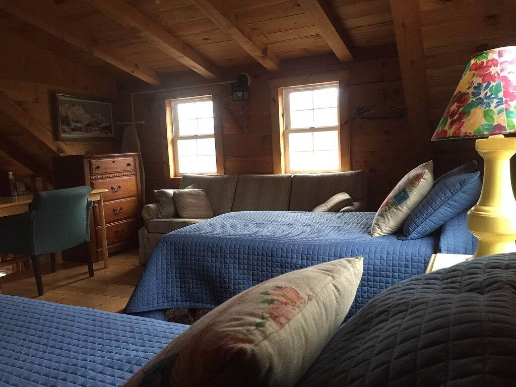 Charmantes, komfortables, abgelegenes, familienfreundliches Blockhaus mit Schwimmteich. in Monroe County (WI)