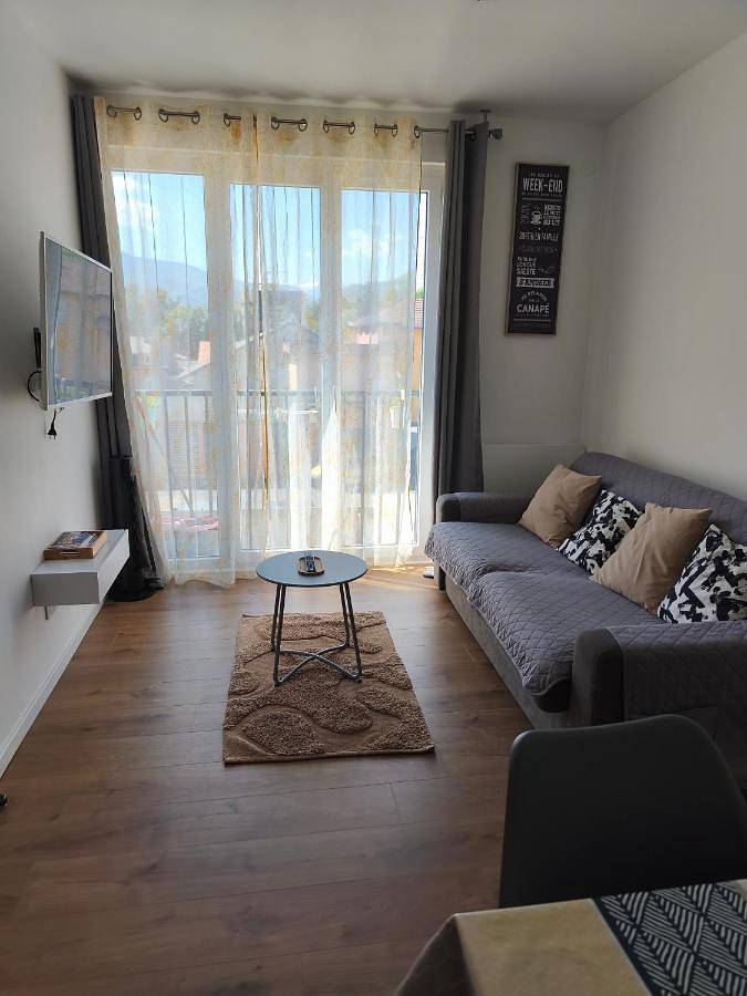 Appartement entier, Petit appartement in Lourdes, Hautes-Pyrénées