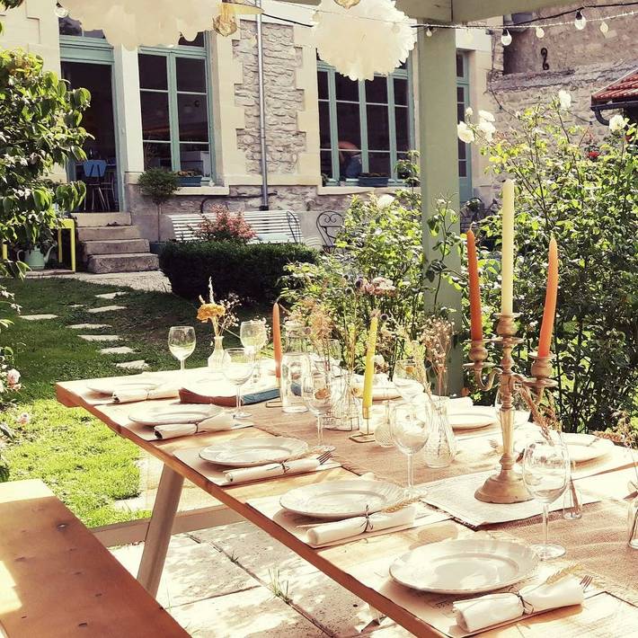 Location de vacances pour 15 personnes, avec terrasse, animaux acceptés à Sainte-Croix (Aisne)