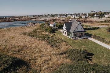 Gîte pour 8 personnes, avec jardin et terrasse à Lanildut