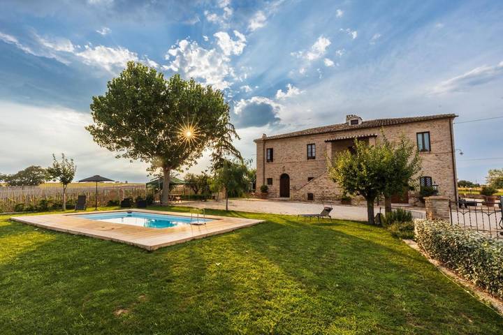 Location de vacances pour 2 personnes, avec piscine et jardin à Mosciano Sant'Angelo - 4