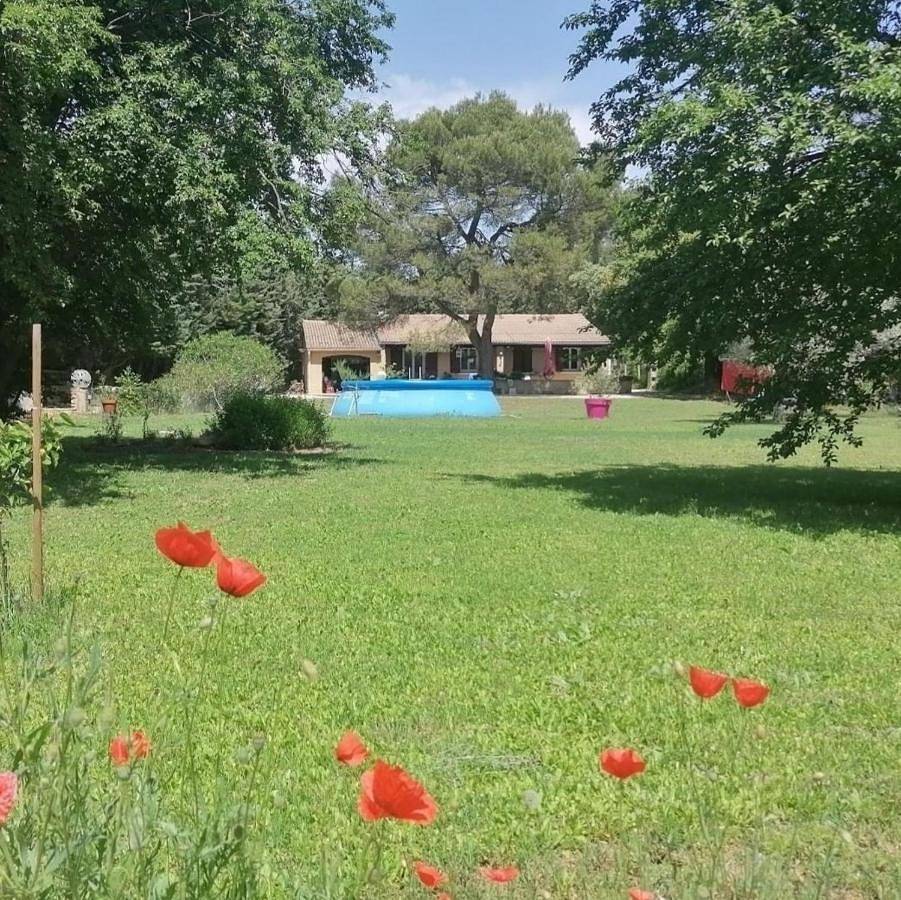Appartement de vacances entier, Double Room with Garden View in Mornas, Vaucluse