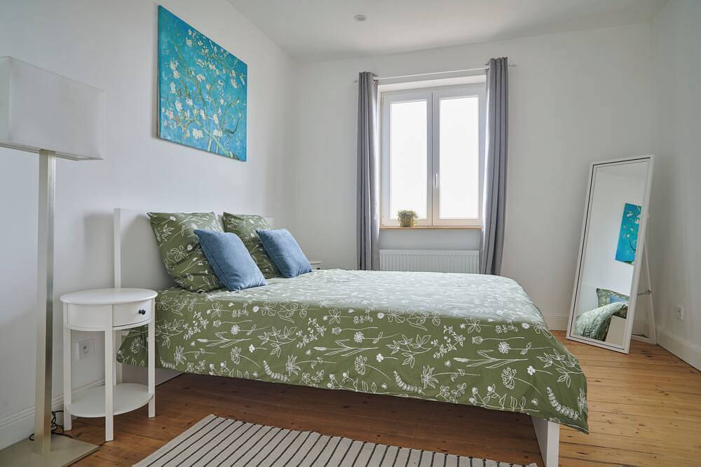 Appartement entier, Sunny 2 bedrooms Apartment 5min to Basel & Euroairport – Free Parking ( F-D-Ch) in Saint-Louis, Région de Mulhouse