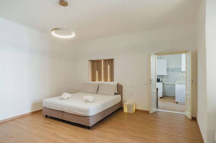 Appartamento intero, Incantevole appartamento per 2 persone con Wifi, A/C e Tv in Carrara, Riviera Toscana
