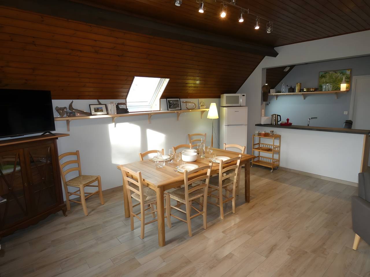 Casa de vacaciones «L'oustal De Préchac 1» con vistas a la montaña, terraza privada y Wi-Fi in Préchac, Parque nacional de los Pirineos