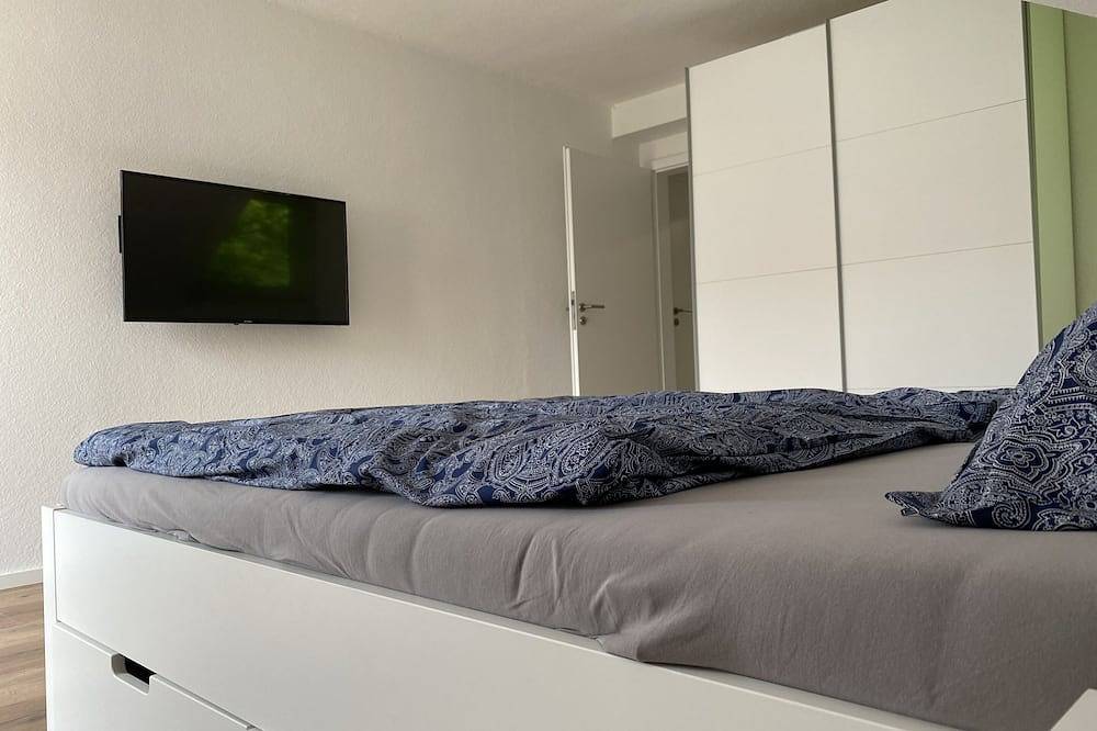 Ganze Wohnung, Apartment mit Schlafzimmer, Küche und Bad in Wiesloch, Kraichgau